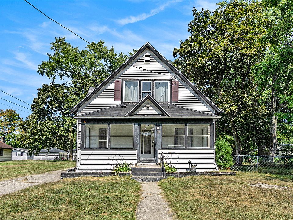 1st image of 27 Myrtle Ave