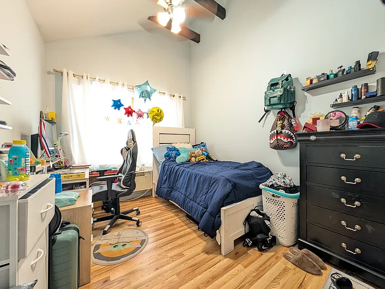 80 Schuyler Ave #5 — Photo 8