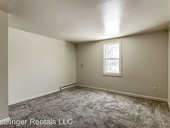 3rd image of 1776 Lehman St