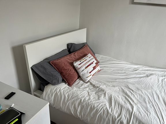 3rd image of 1486 Bedford Ave APT 3A