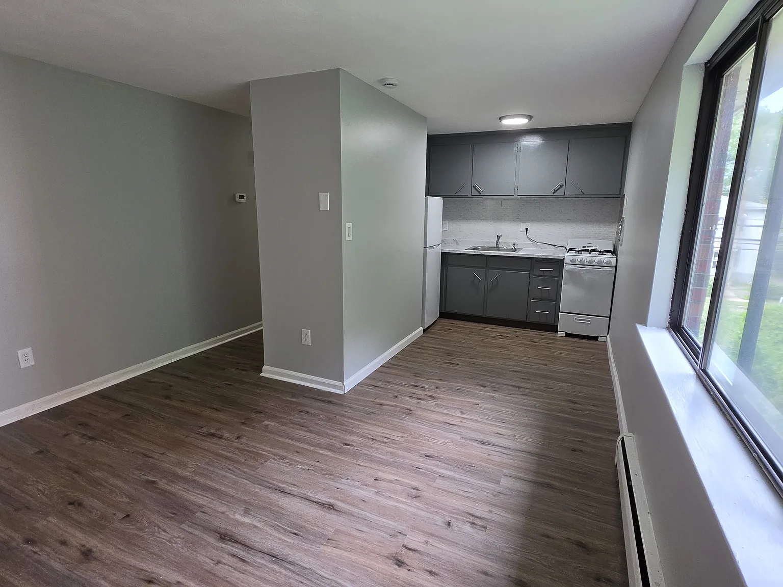 1 bed, $1,195 — Photo 4