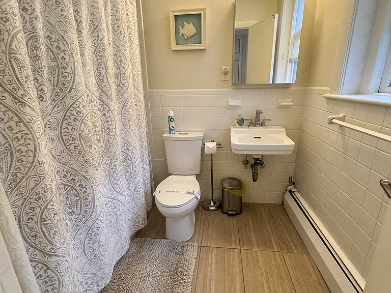 1871-1872 Beacon St #3 — Photo 8