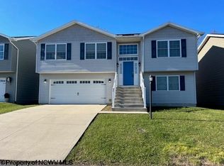 39 Ashbury Ln, Fairmont, WV 26554