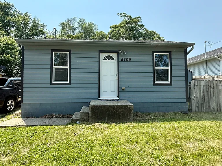5706 S Union St — Photo 1