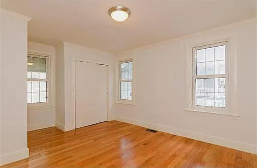 2 Braemore Rd #1 — Photo 5