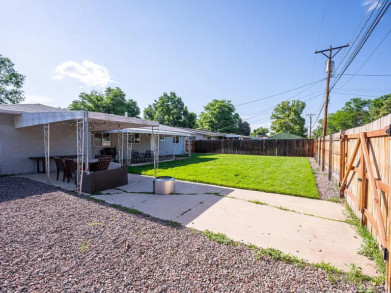 1314 Aspen St — Photo 27