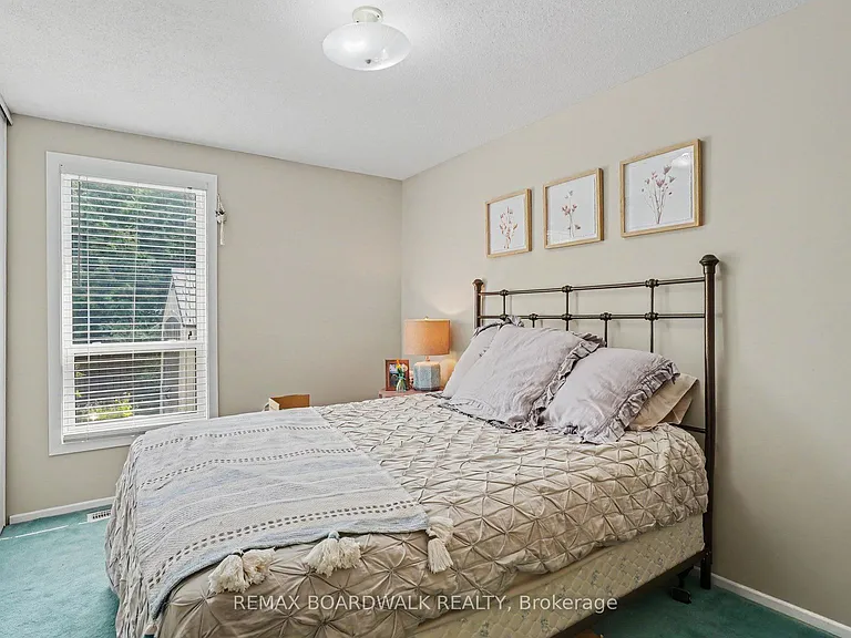 84 Sherway Dr — Photo 15