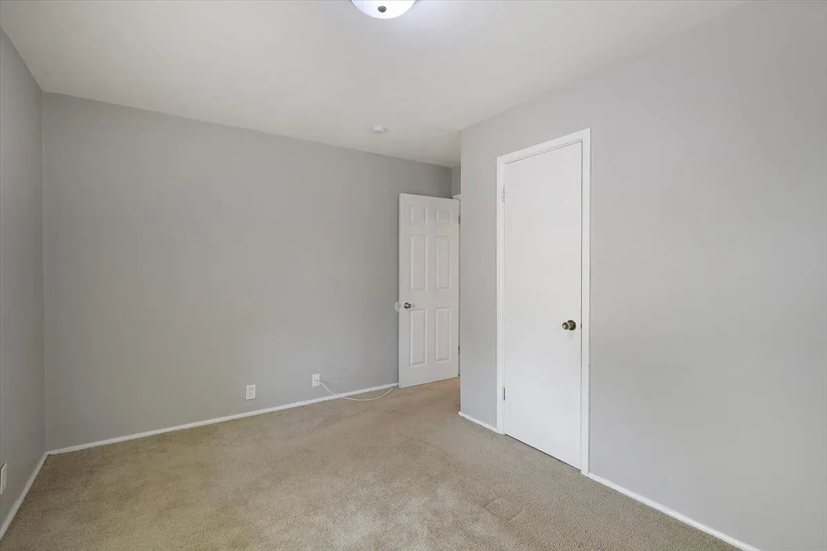 903 North Willis Avenue - 1 — Photo 4