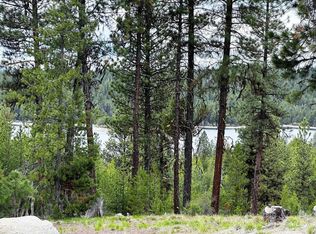 148 Points Rd, Cascade, ID 83611