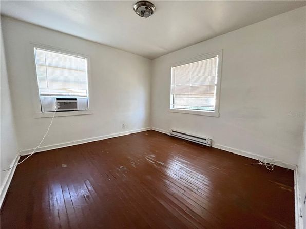 saint-petersburg-florida-81387809 picture