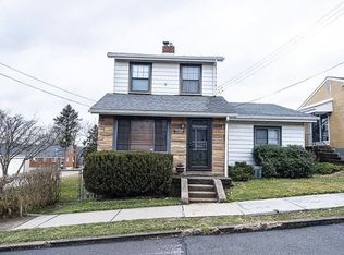 5549 Camelia St, Pittsburgh, PA 15201