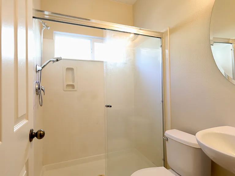 1908 Terracina Cir — Photo 17