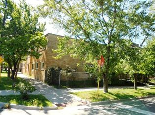 1401 W Warner Ave APT 1C, Chicago, IL 60613