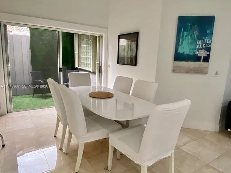 20360 Cozumel Ct — Photo 6
