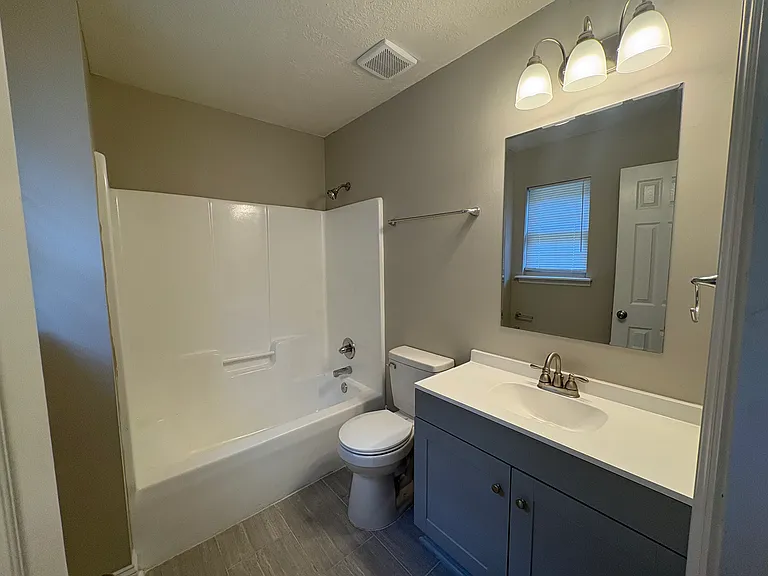2812 Cranbrook Dr — Photo 16