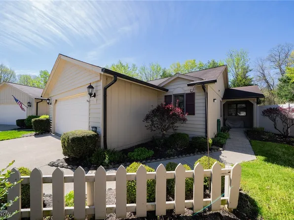 11480 Blodgett Creek Trl, Strongsville, OH 44149