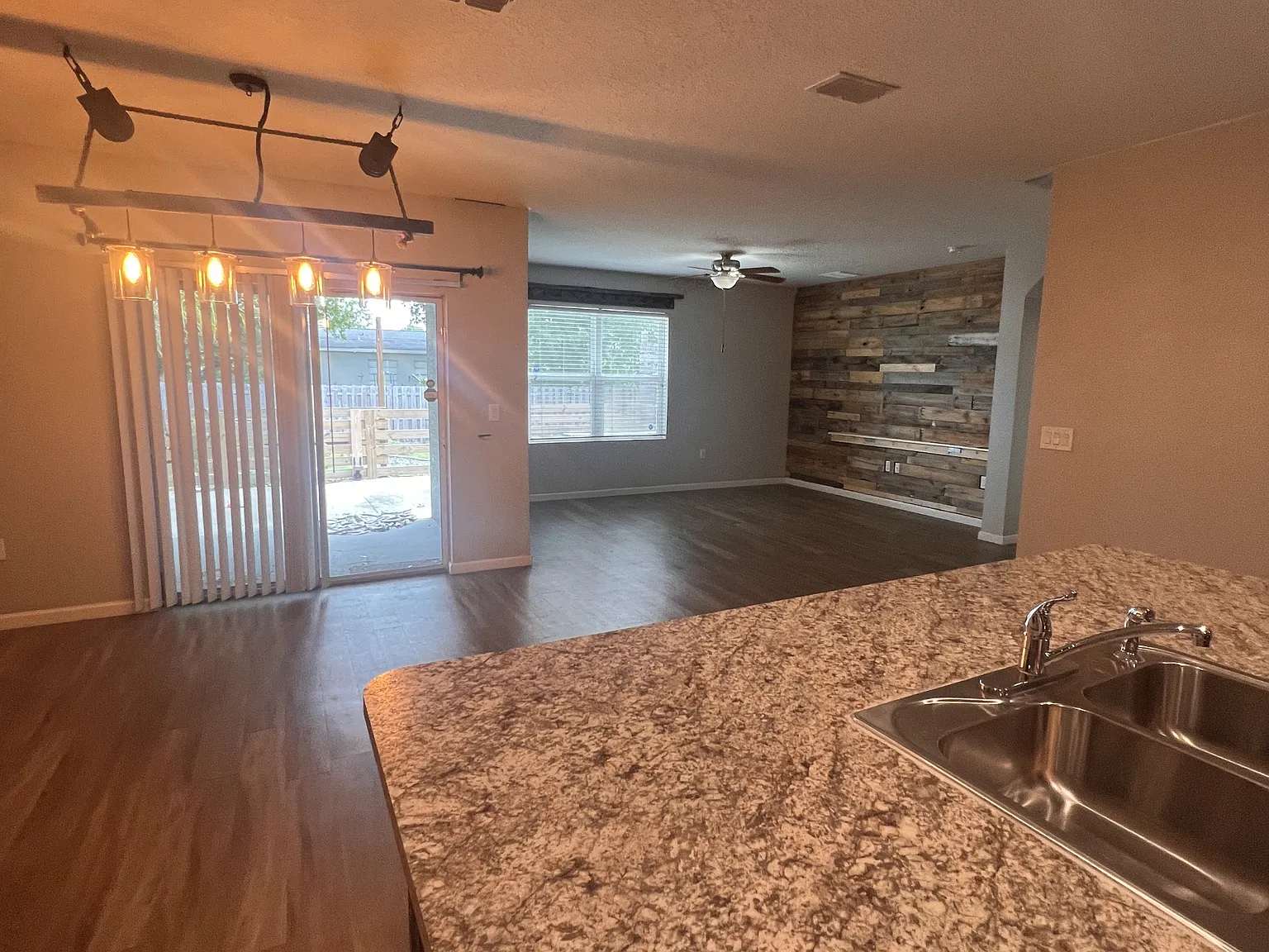 309 Cactus Street Southeast - 1 — Photo 2