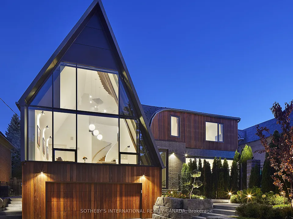 108 Stratford Cres