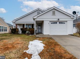 9 Westminster Dr S, Southampton, NJ 08088