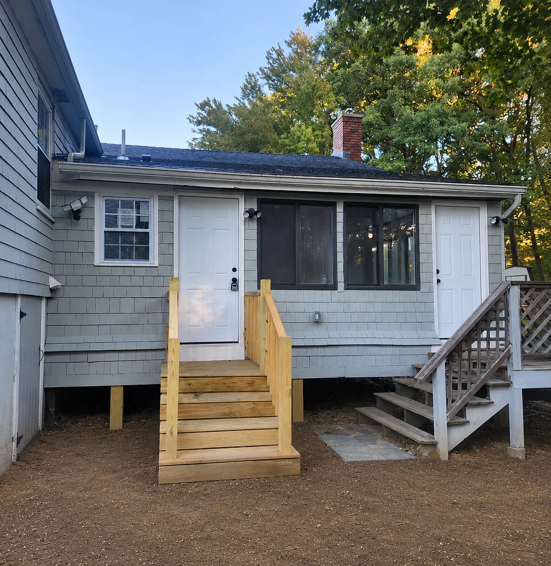 Studio, 300 sqft, $1,400 — Photo 1