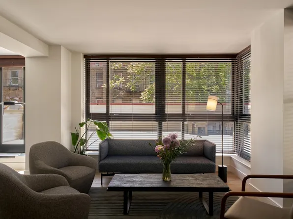 400 West 55th Street image 11 of 18