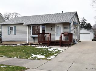 329 S Fordham Ave, Aurora, IL 60506