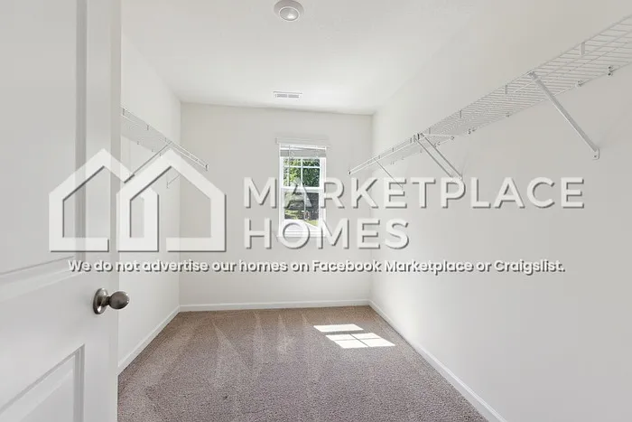 702 Newtons Way — Photo 18