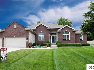 10240 Edna Ave, La Vista, NE 68128