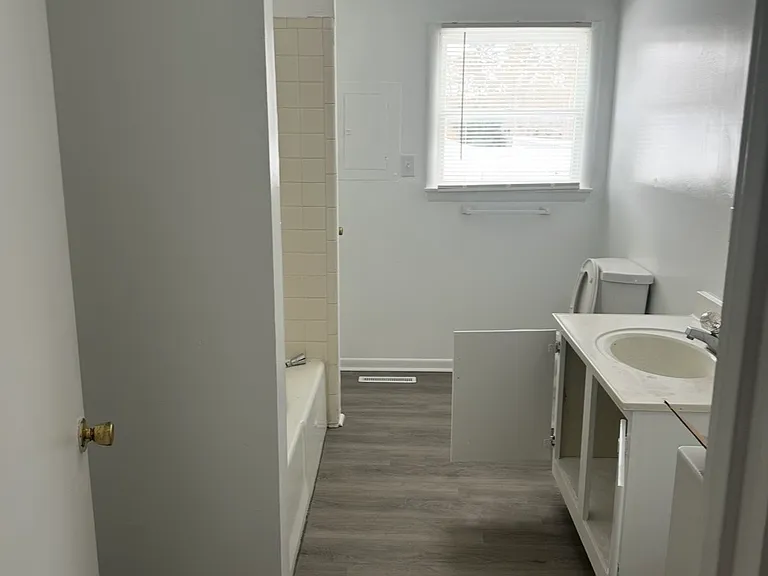 22100 Point Lookout Rd #14B — Photo 18