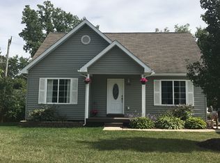 9000 Ash Dr, Whitmore Lake, MI 48189