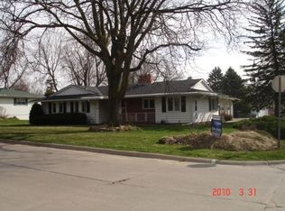 2023 S 110th St, Omaha, NE 68144