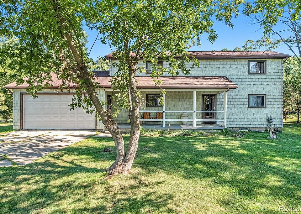1600 Oakwood Rd, Ortonville, MI 48462 Zillow
