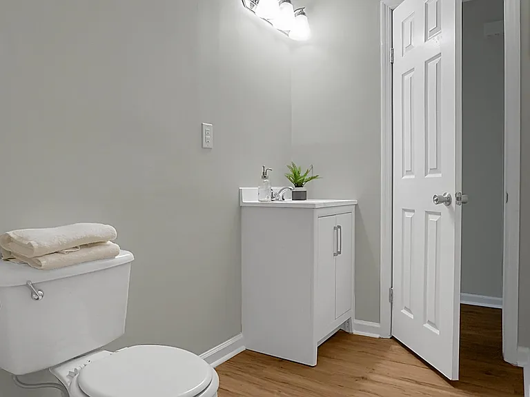 8734 Auburn Dr — Photo 8