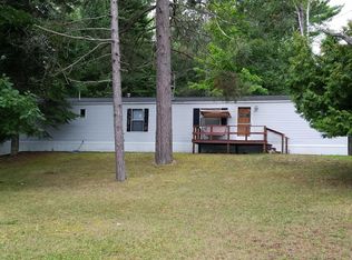 2121 Mathewson Rd, Hubbard Lake, MI 49747