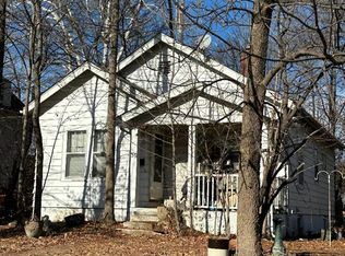 55 Chestnut Ave, Saint Louis, MO 63119