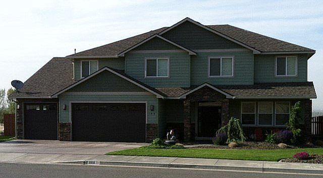 1st image of 1918 W 51st Ave