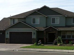 1918 W 51st Ave, Kennewick, WA 99337