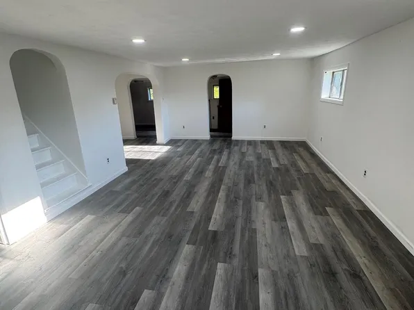 110 Oakland Ave, Johnstown, PA 15902