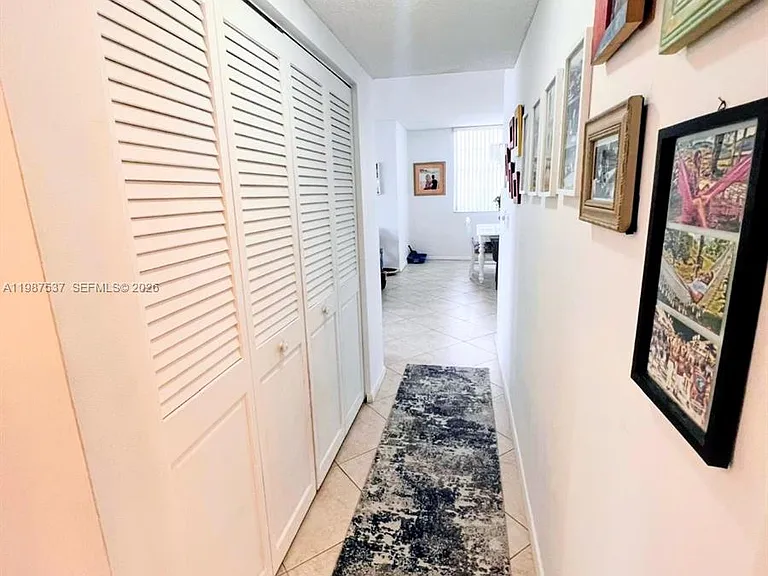 300 Bayview Dr #915 — Photo 14