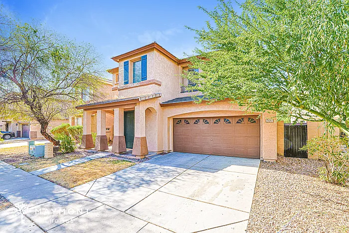 4 bed, 2.5 bath, 2162 sqft, $2,495 — Photo 4