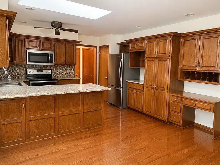 2603 N Winstead Cir — Photo 5