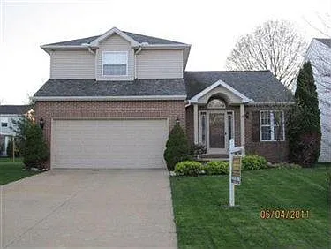 9528 Cyprus Ln photo 1