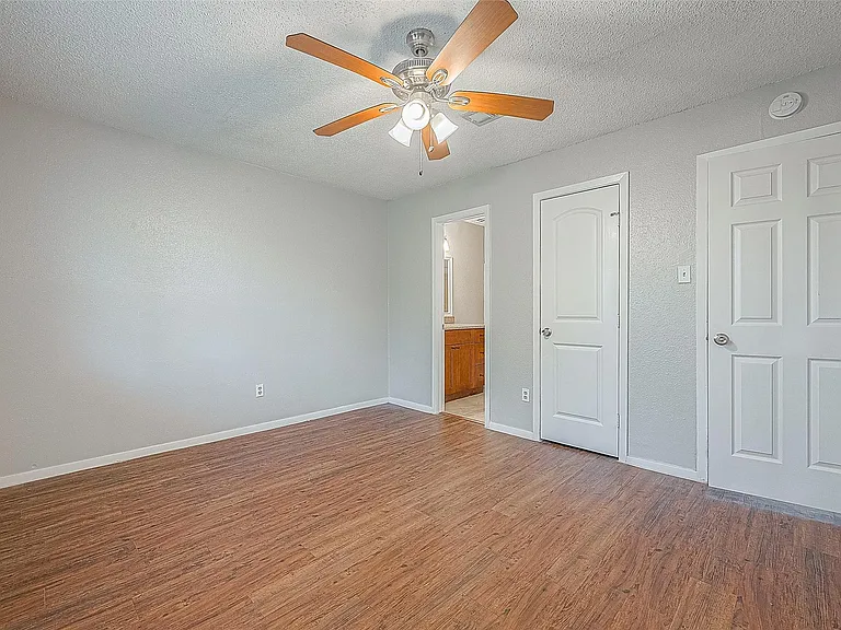 11203 Pender Lane Photo9_06192024