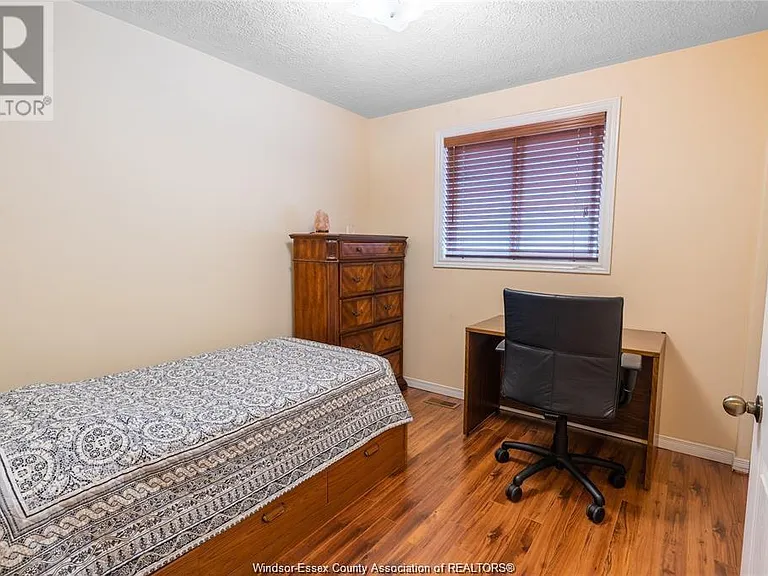 4012 Acorn Cres #UPPER — Photo 8