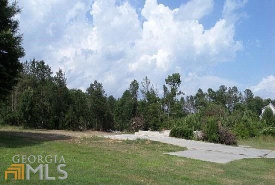 2nd image of 556 Beason Rd