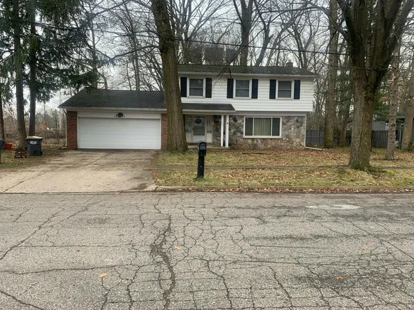 6546 Marlow St, Portage, MI 49024