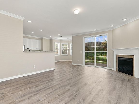 2nd image of 2356 Lazy River Dr