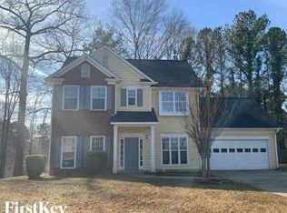 740 Jackson Bank Pl, Lilburn, GA 30047