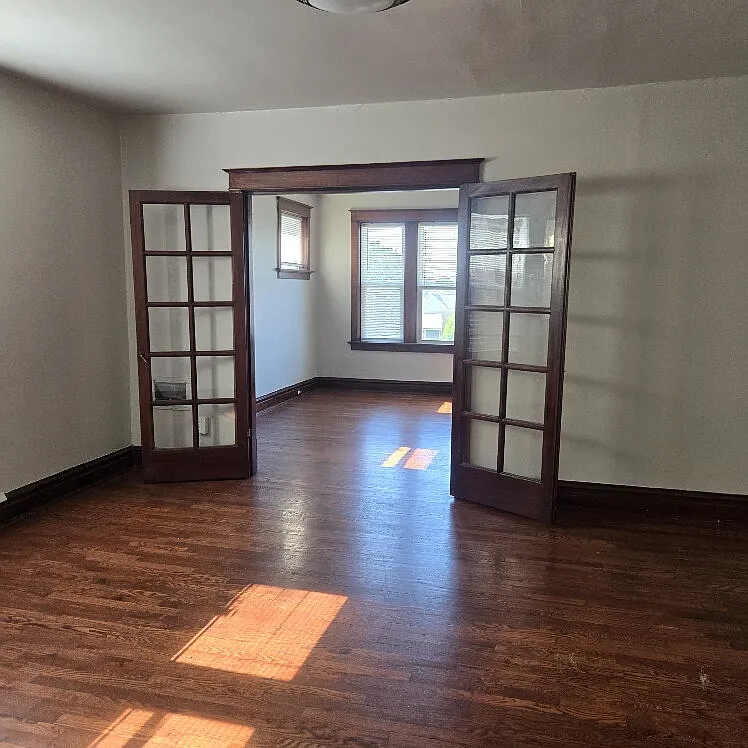 Studio, $850 — Photo 2