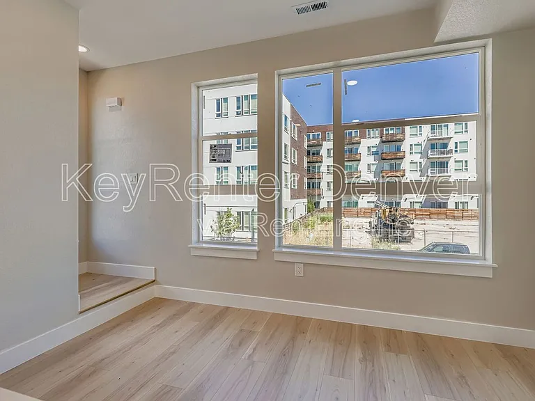 4100 E Warren Ave #4 — Photo 4
